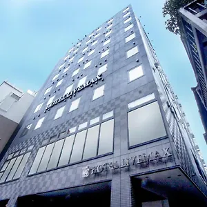 Livemax Yokohama Motomachi Ekimae 3* Yokohama (Kanagawa)